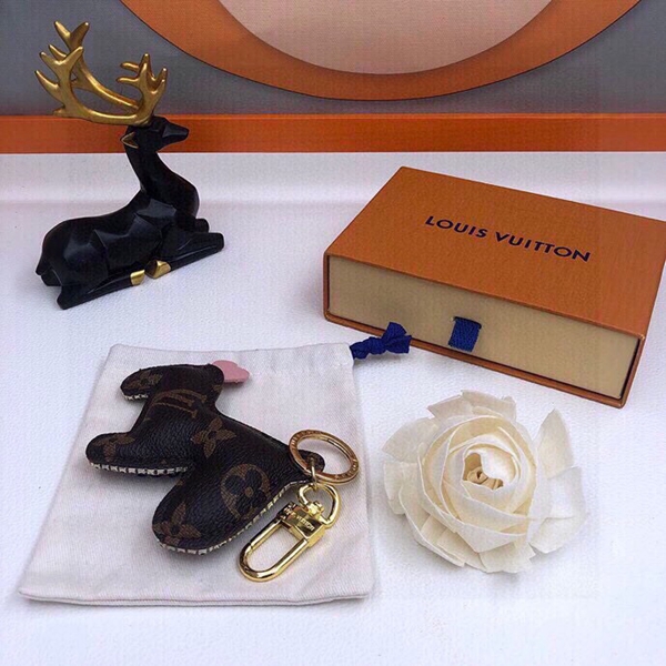 ブランドキーホルダー角部分ディテール